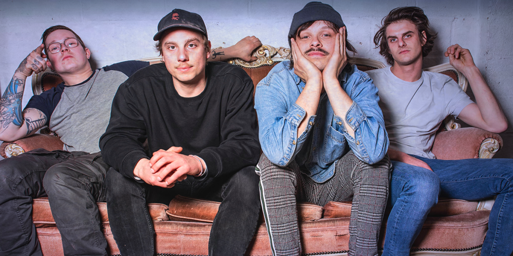 Stake Bandphoto