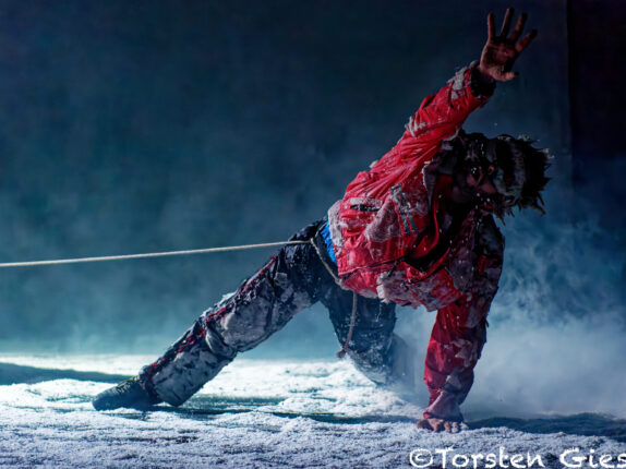 d810_dsc_4508_20220317_093_schrittmacher-scenario-festival_eupen_piergiorgiomilano_whiteout_17032022_dxo_51945484713_o