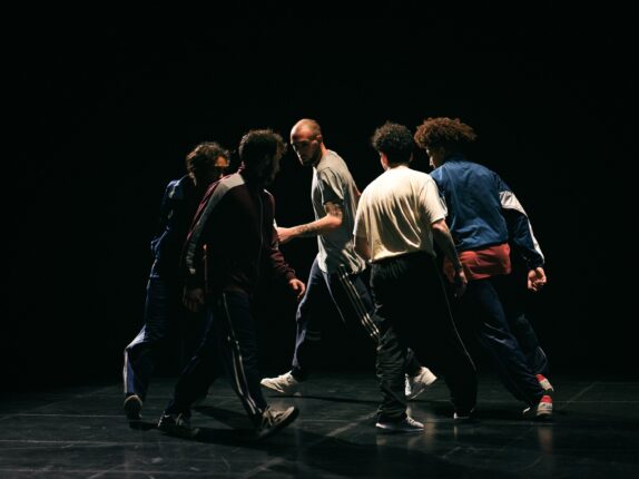 DRESS CODE 2 ©Julien Carlier