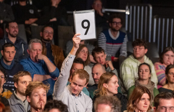 Publikum beim Poetry Slam