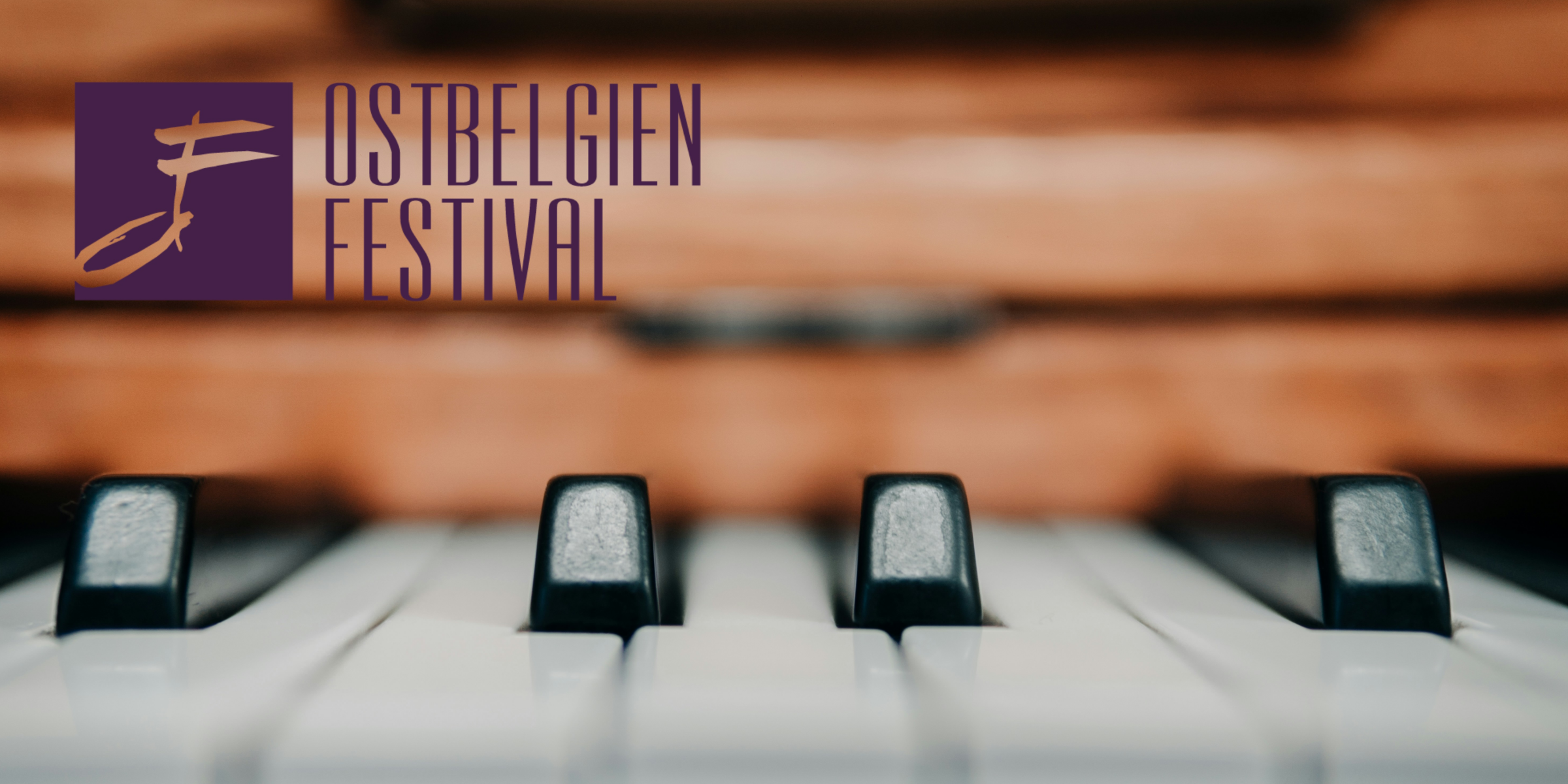 Klaviertasten nah herangezoomt