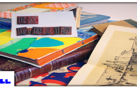 Das Titelbild für die Ausstellung EX-LIBRIS der Bull'Welkenraedt. Zu sehen sind alte Bücher, aber auch selbstgebastelte.